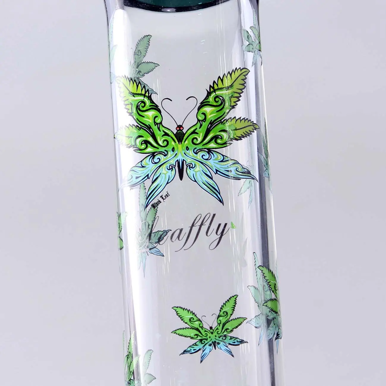 Black Leaf Leaffly Beakerbong Ice Detail